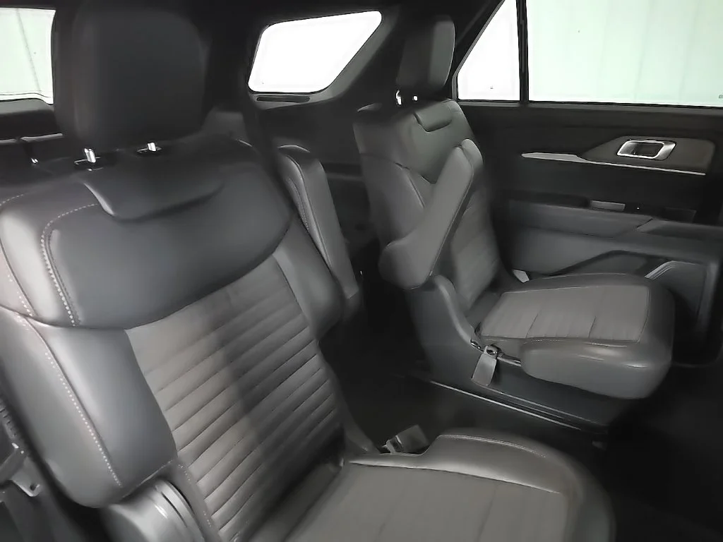 Used 2025 Blue Ford ST-Line image 16