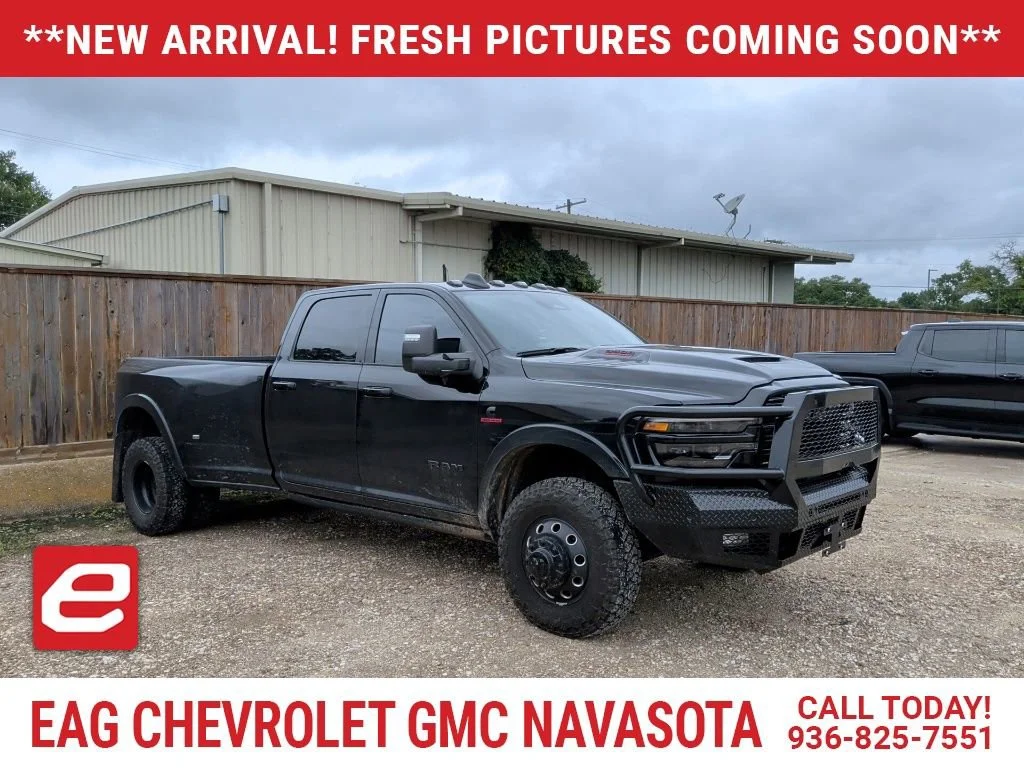 2025 RAM 3500 Limited 4X4 Crew Cab LWB's photo