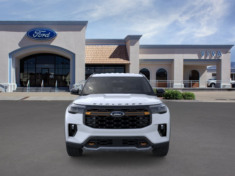 New 2026 Space White Metallic Ford Tremor® image 6