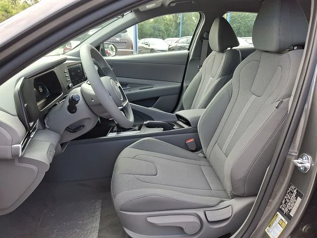 New 2026 Gray Hyundai SE image 10