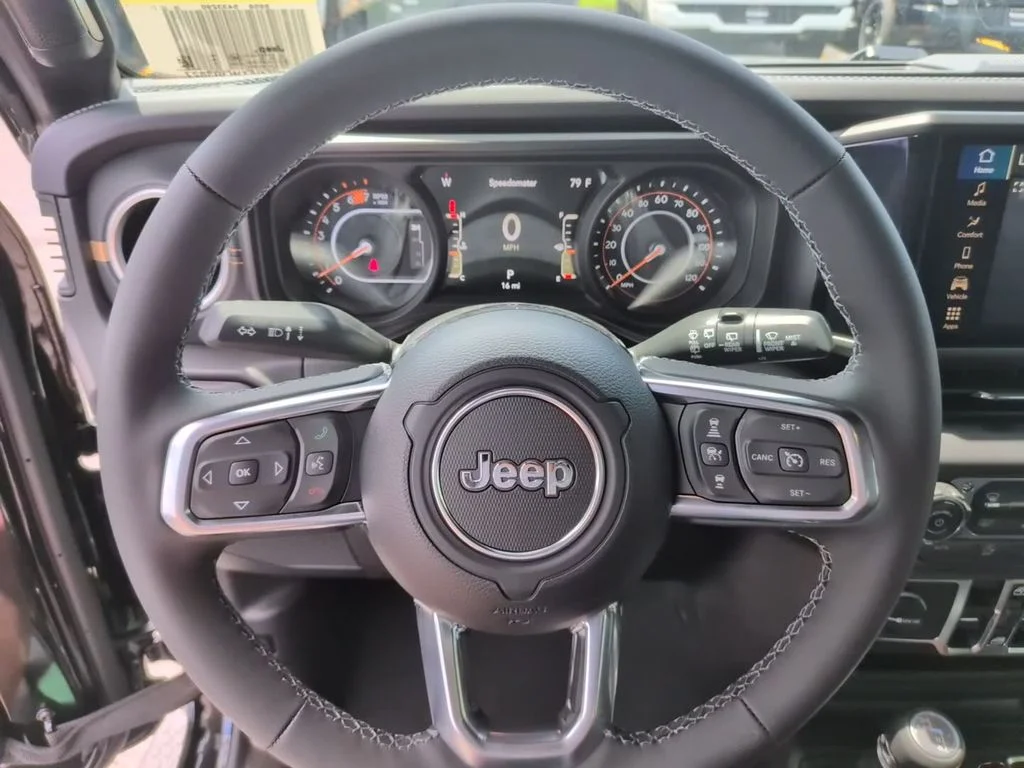 New 2026 Black Clearcoat Jeep Sahara image 20