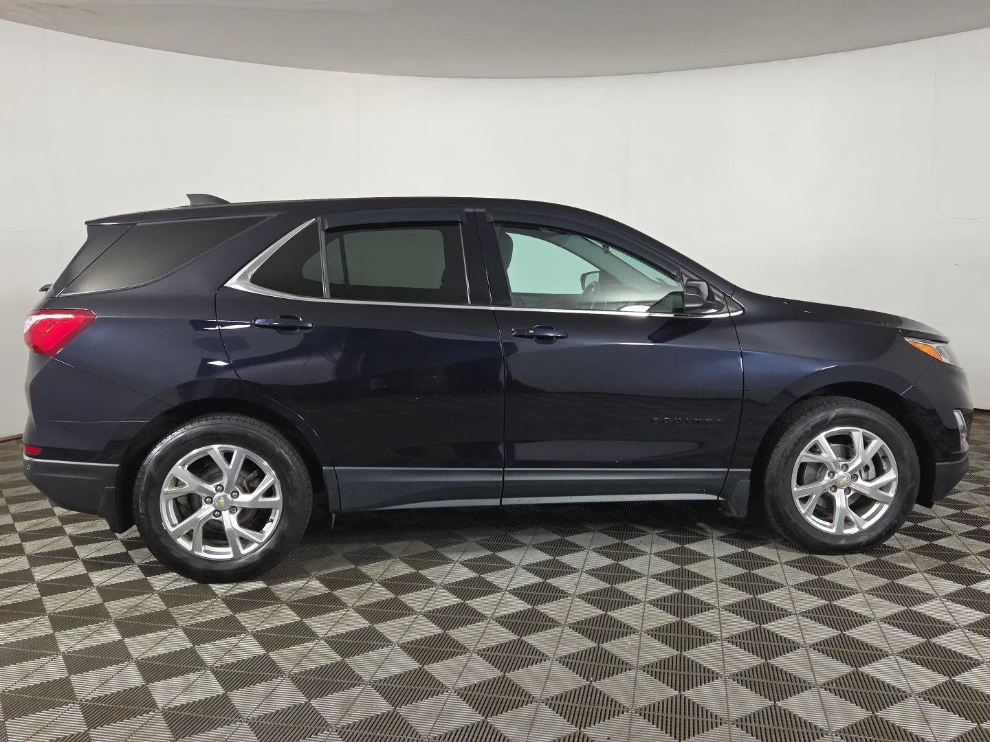Used 2020 Midnight Blue Metallic Chevrolet LT image 7