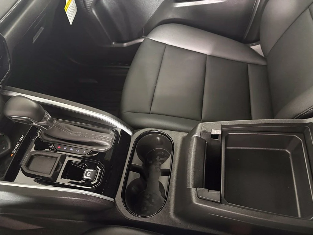 Used 2025 Gray Chevrolet LT image 42