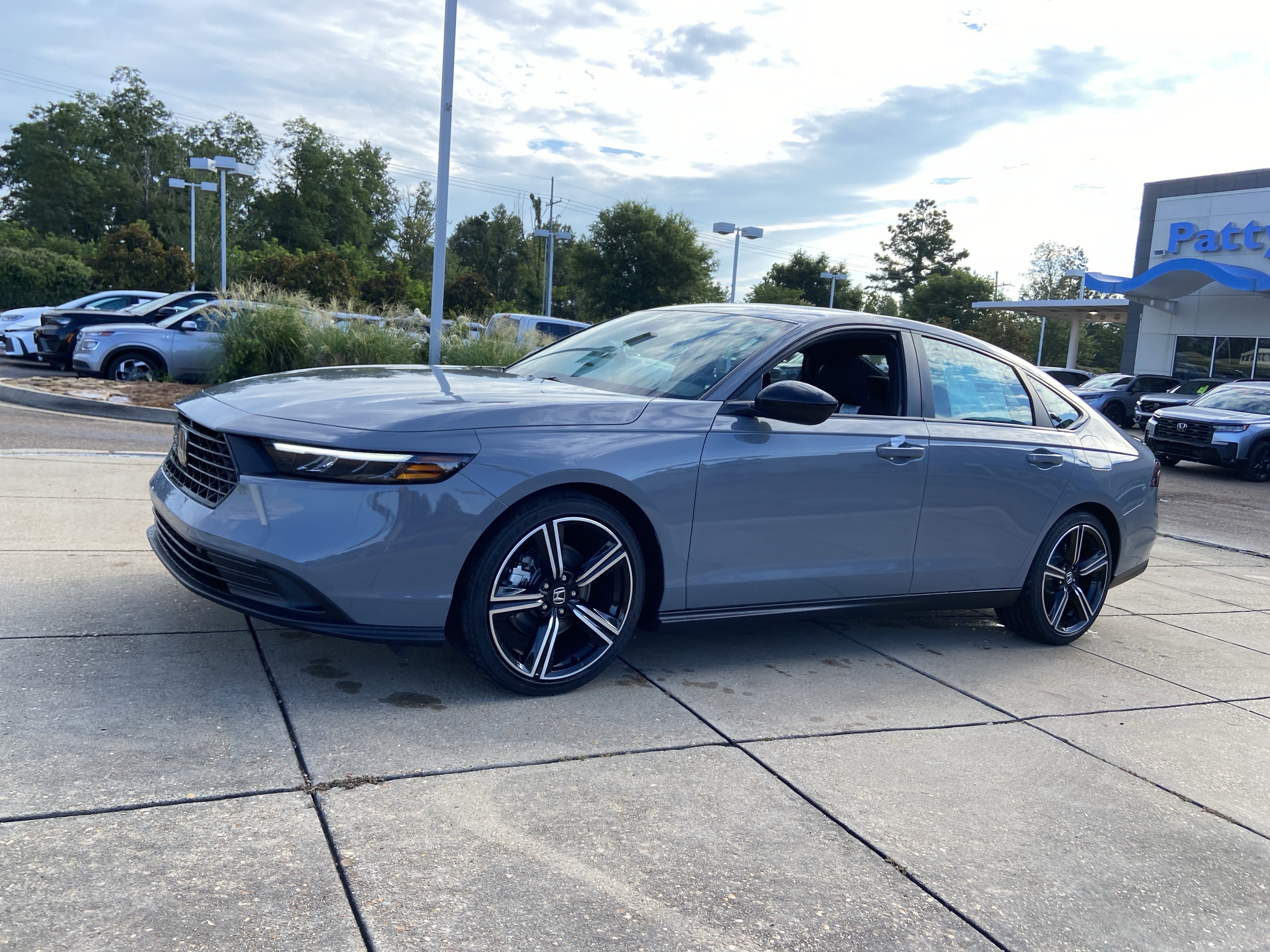 New 2026 Urban Gray Pearl Honda Sport image 5