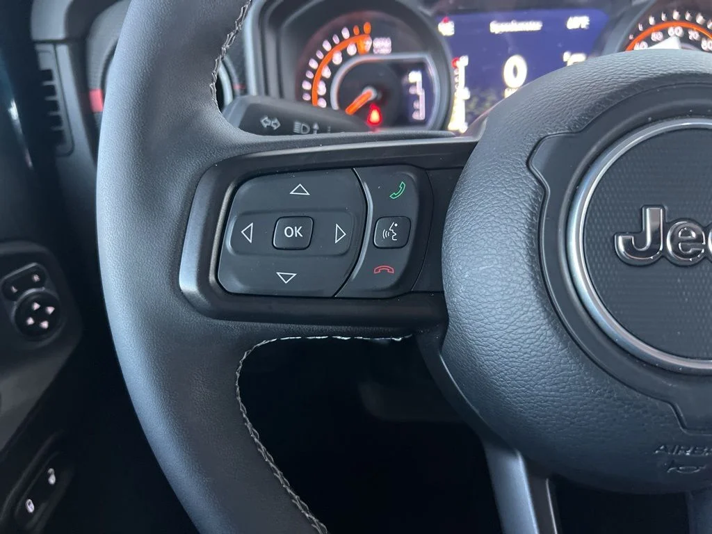 2025 Jeep Gladiator Rubicon - Photo 30