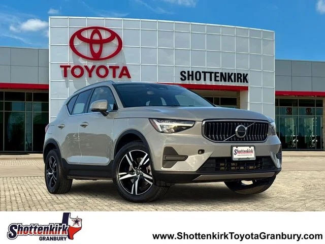 2024 Volvo XC40
