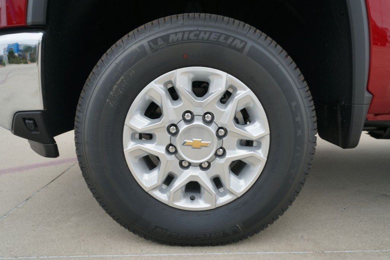 2026 Chevrolet Silverado 2500 HD LTZ - Photo 14