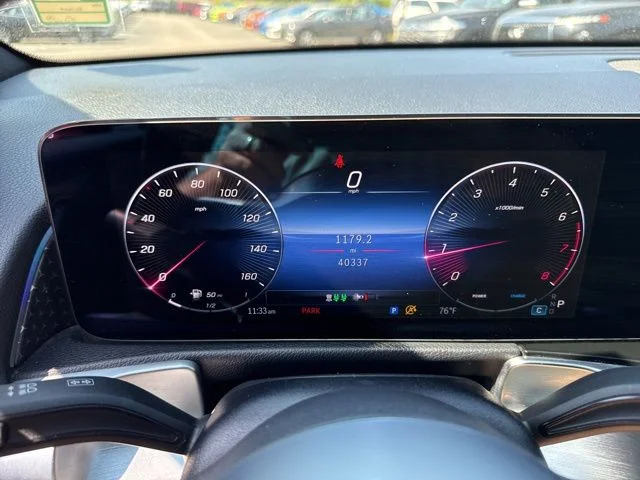Used 2025  Mercedes-Benz GLB 250 image 37