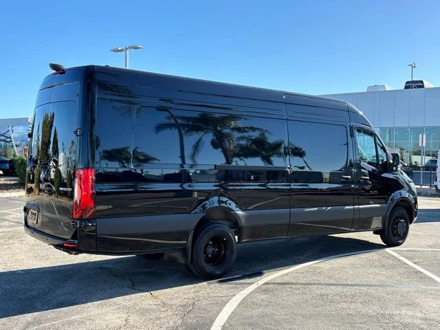 Used 2025 Black Mercedes-Benz Cargo 170 WB image 3