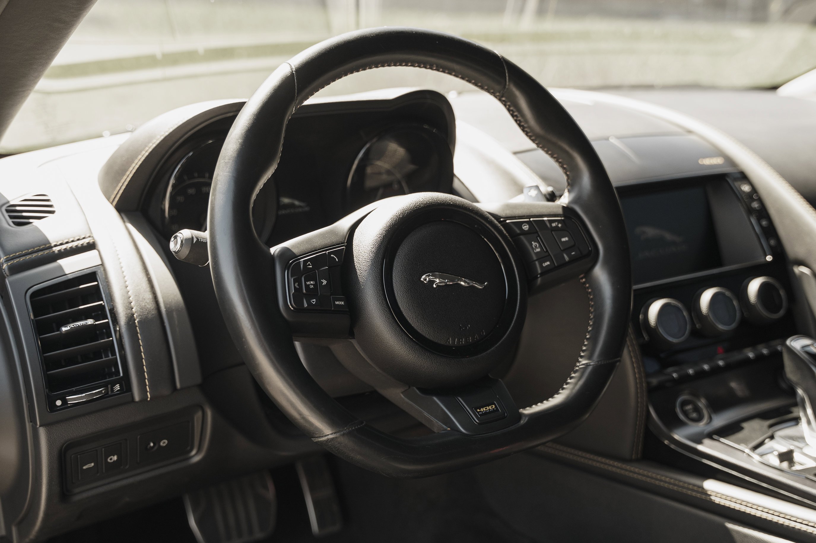 2018 Jaguar F-TYPE 400 SPORT - Photo 9