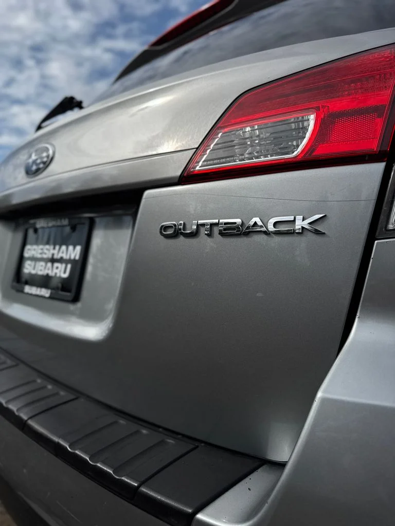 Used 2011 Silver Subaru 2.5i Premium image 42