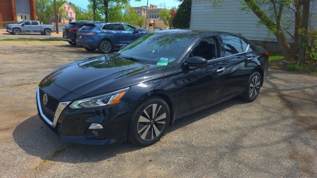 2020 Nissan Altima 2.5 SV AWD's photo