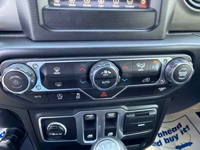 Used 2019 Gray Jeep Sport S 4x4 image 37