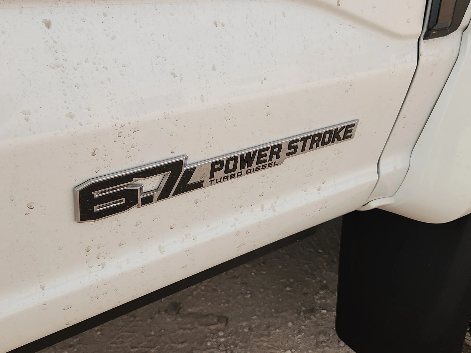 New 2027 Star White Metallic Tri-Coat Ford Platinum image 11