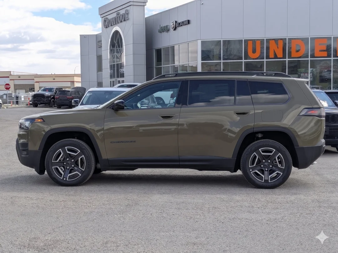 New 2026 41 Jeep Laredo - - 4x4 - Pkg 23F - Mopar Protect Pkg - Compact Spare - 1.6L Turbo Hybrid & More! image 5