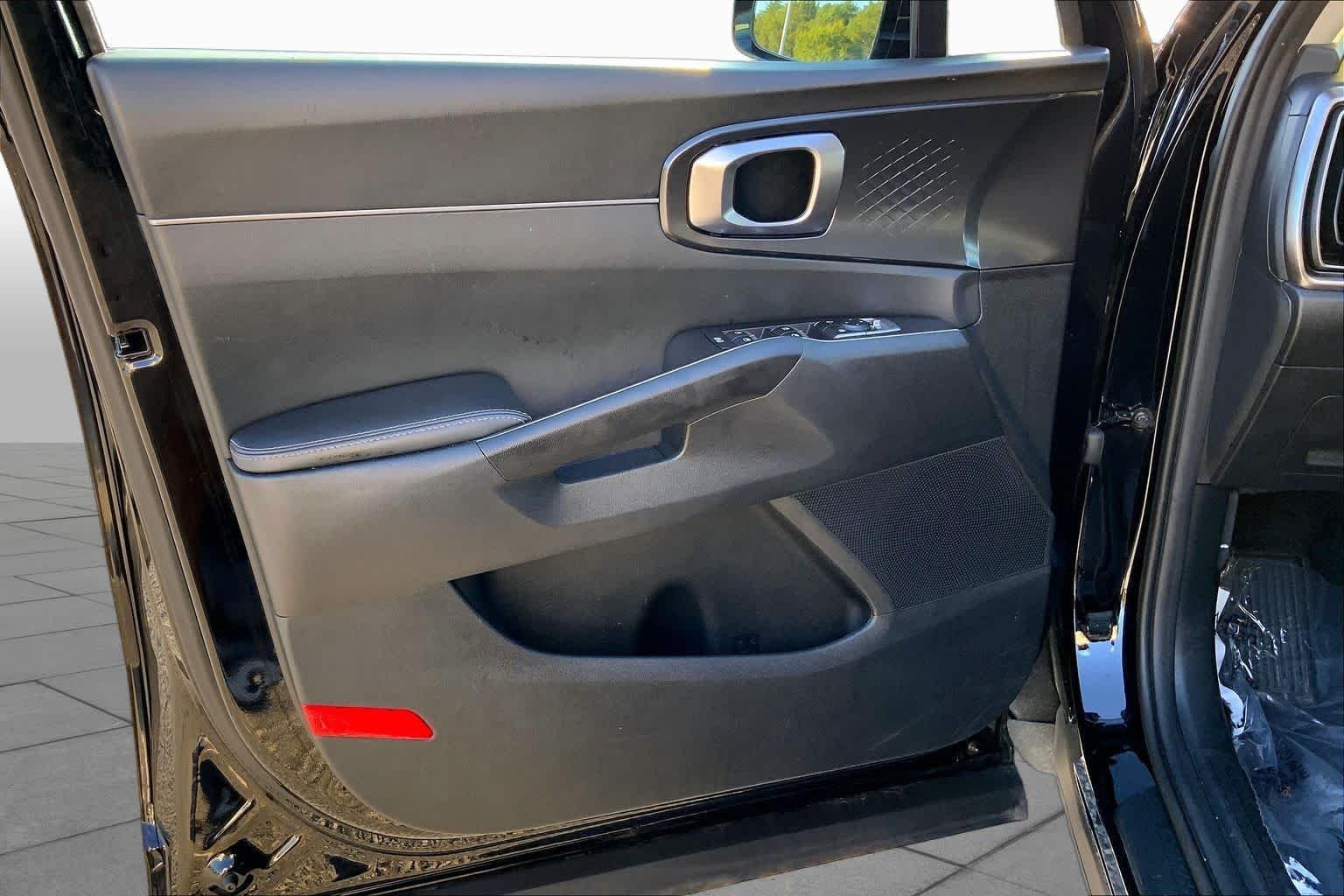 Used 2025 Ebony Black Kia S image 19