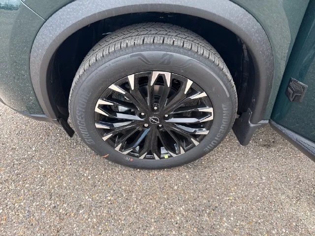 New 2026 Obsidian Green Pearl Nissan Dark Armor™ image 17