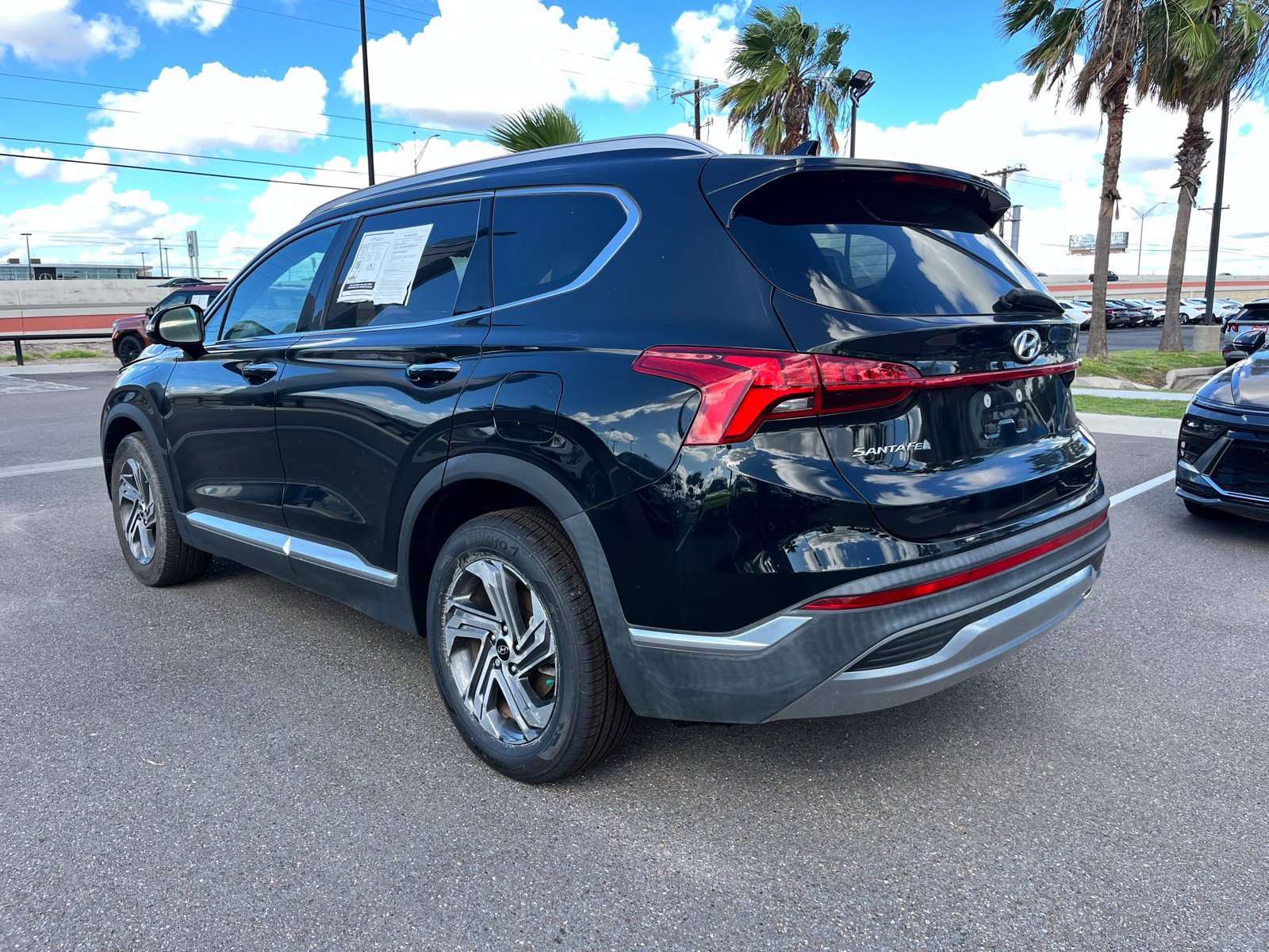 Used 2023 Black Hyundai SEL image 5