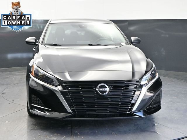 2025 Nissan Altima SV - Photo 2