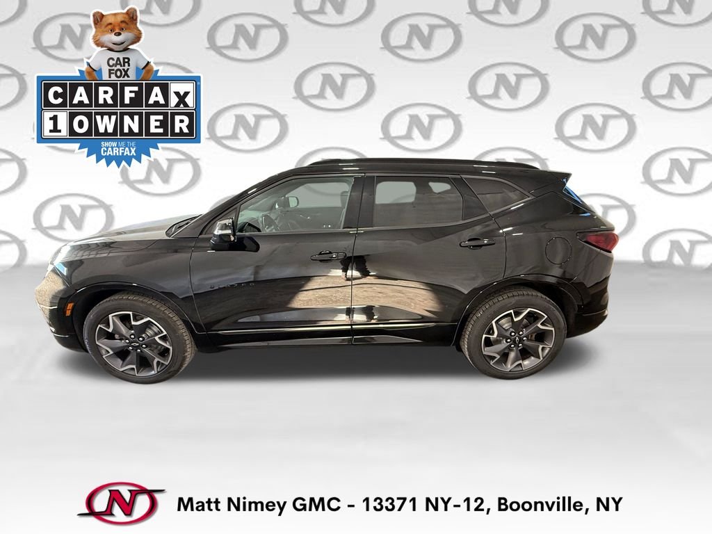 Used 2022 Black Chevrolet RS image 3