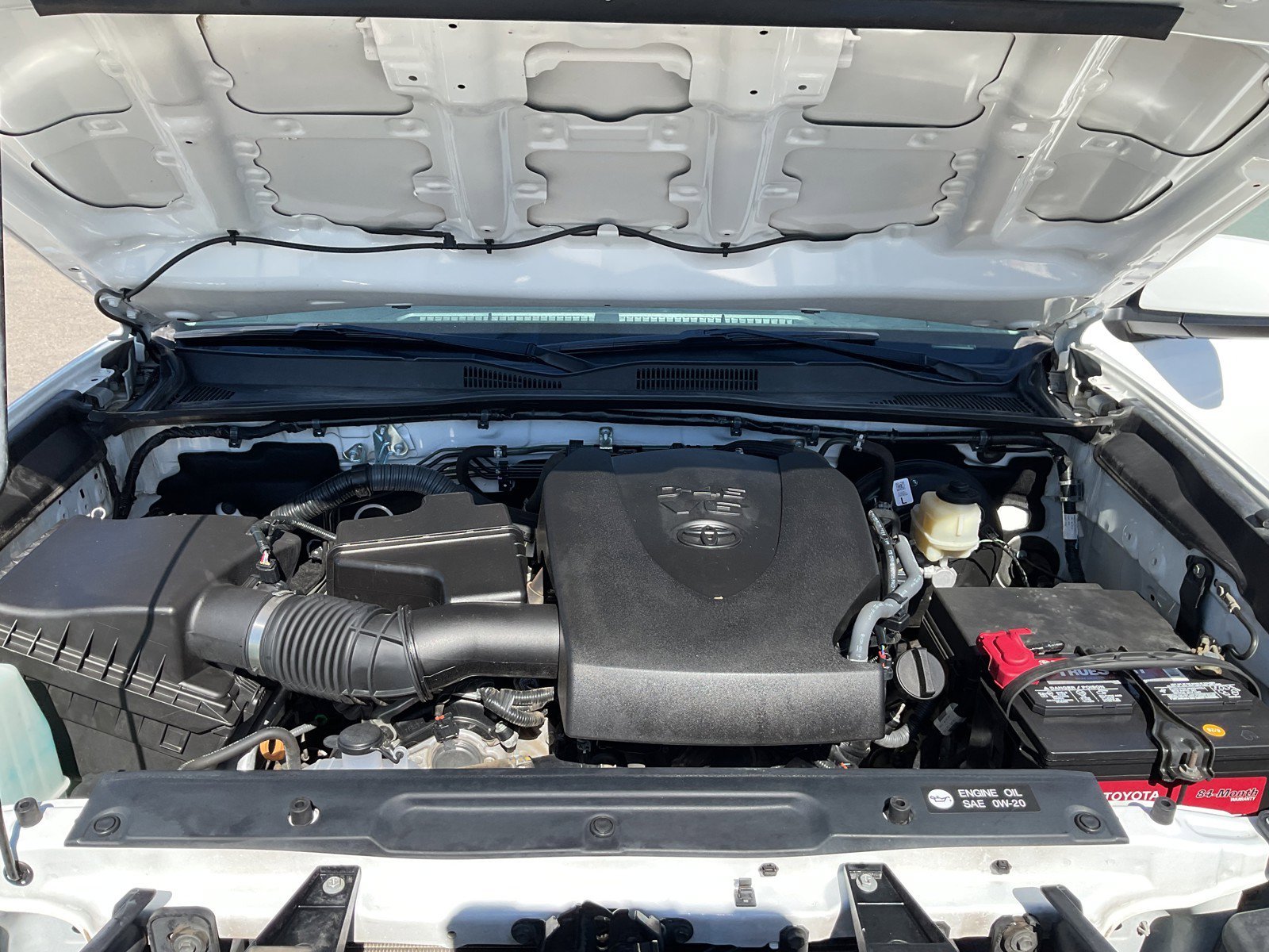 Used 2017 Super White Toyota SR5 image 11
