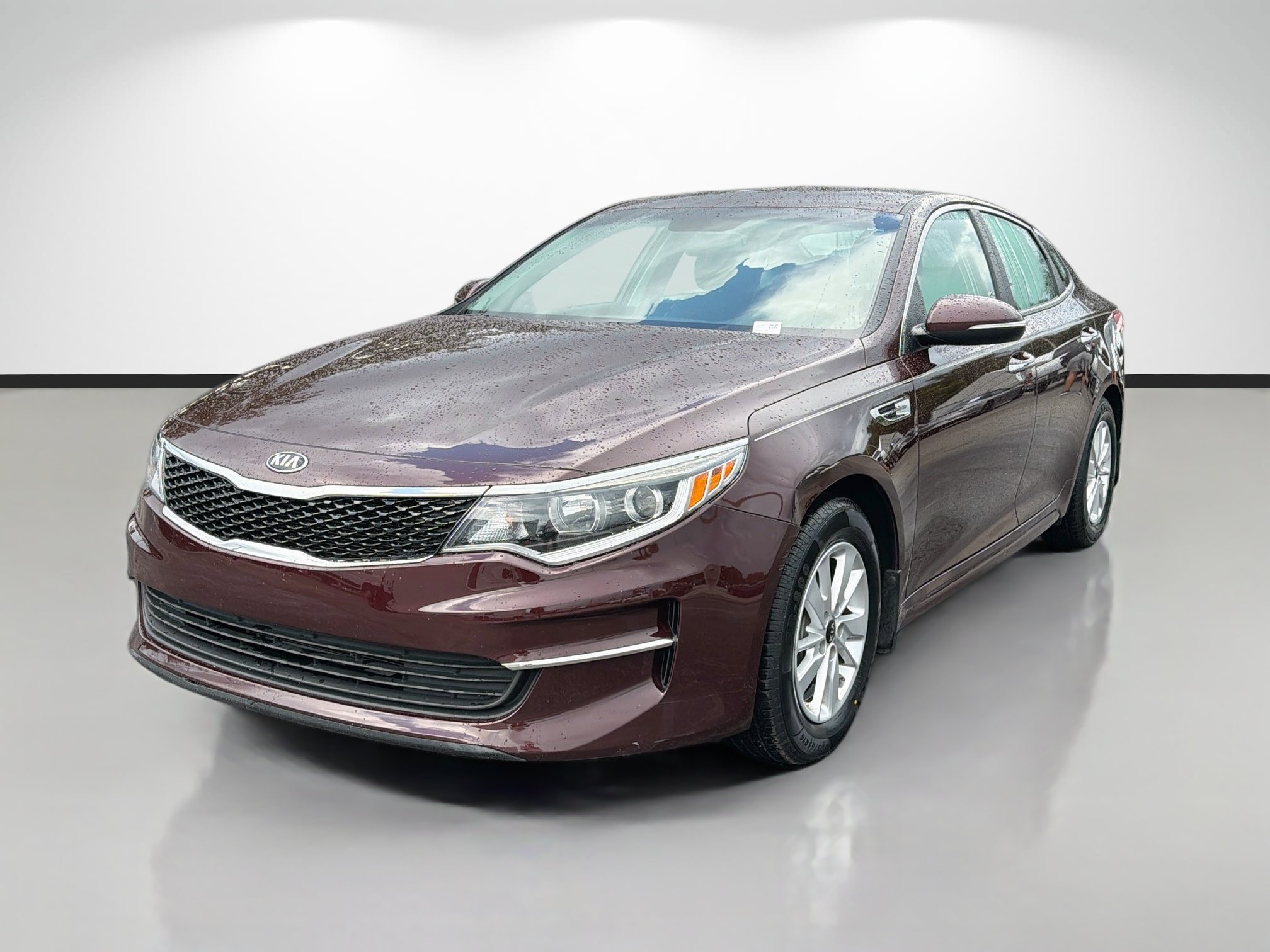 Used 2018 Sangria Kia LX image 7