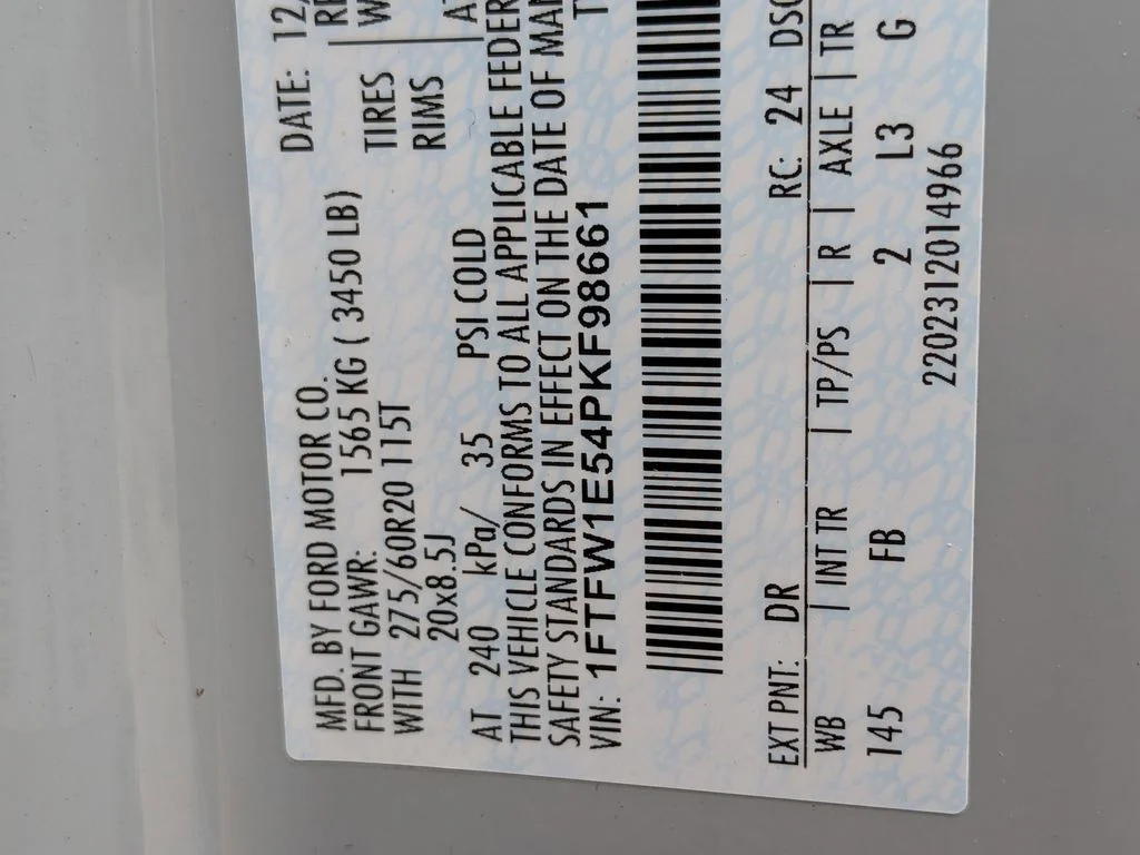 Used 2023 White Ford XLT image 29
