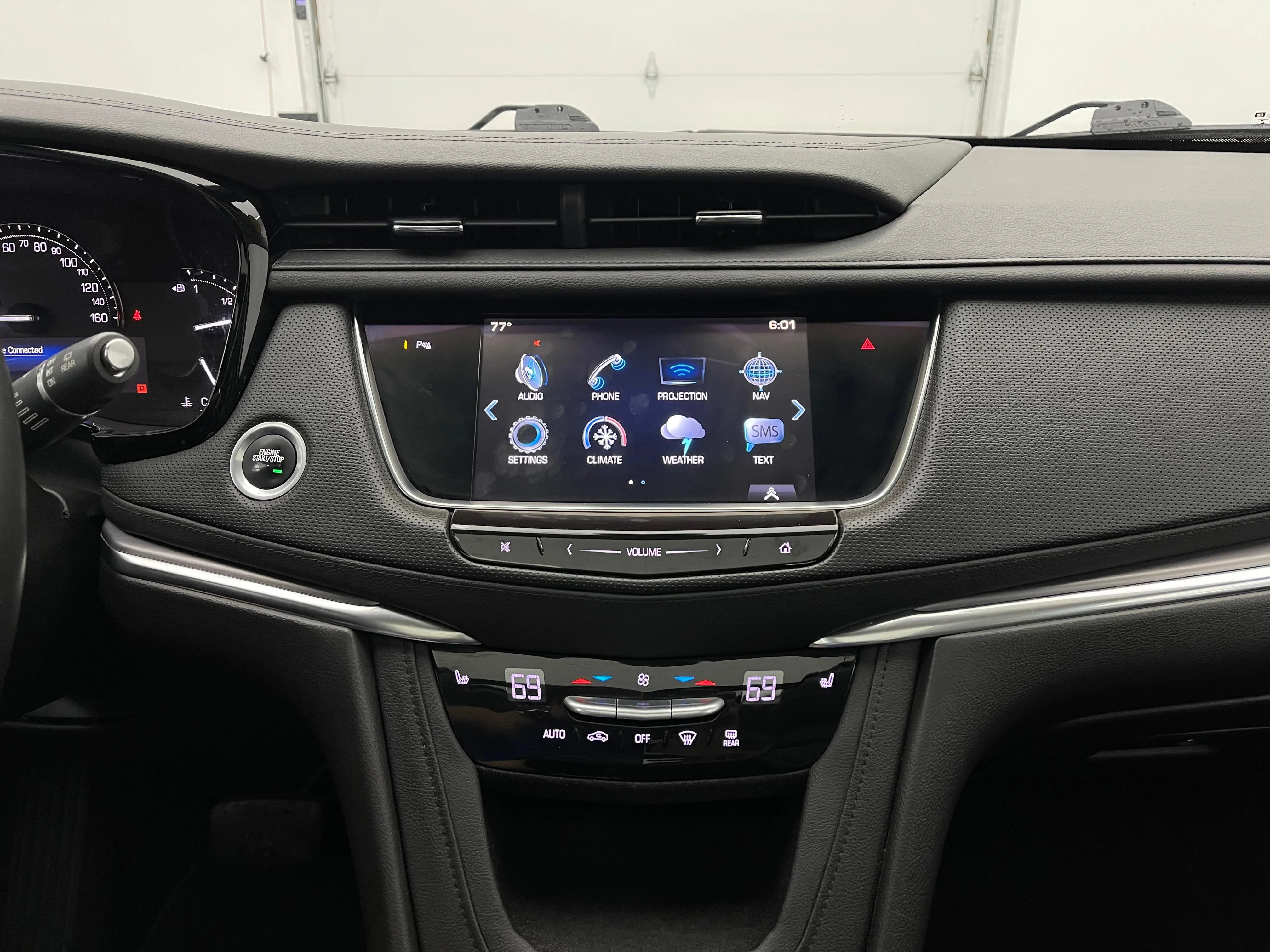 Used 2017 STELLAR BLACK METALLIC Cadillac Luxury AWD image 24