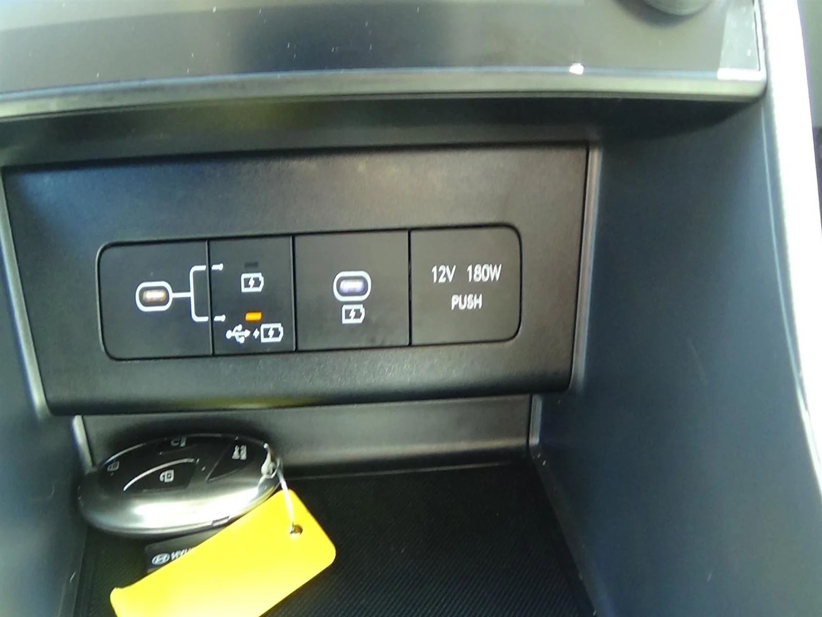 Used 2025 Portofino Gray Metallic (t2g) Hyundai SEL image 26
