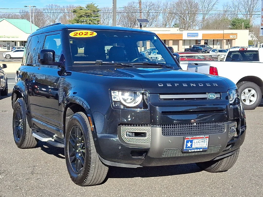 Used 2022  Land Rover X-Dynamic S image 2