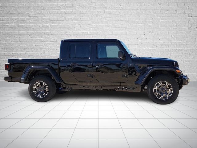 New 2026 Black Clearcoat Jeep Sahara image 5