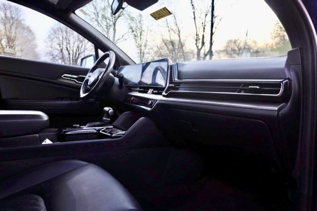 Used 2023 Sapphire Blue Kia X-Line image 39