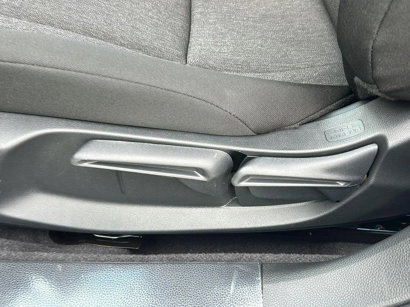 New 2026 Platinum White Pearl Honda LX image 15
