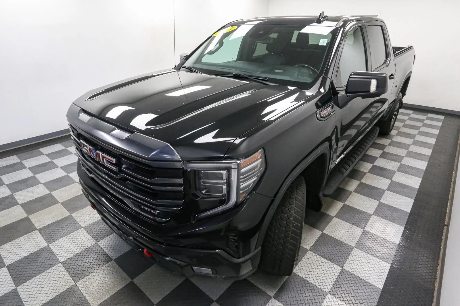 Used 2023 Onyx Black GMC AT4 image 6