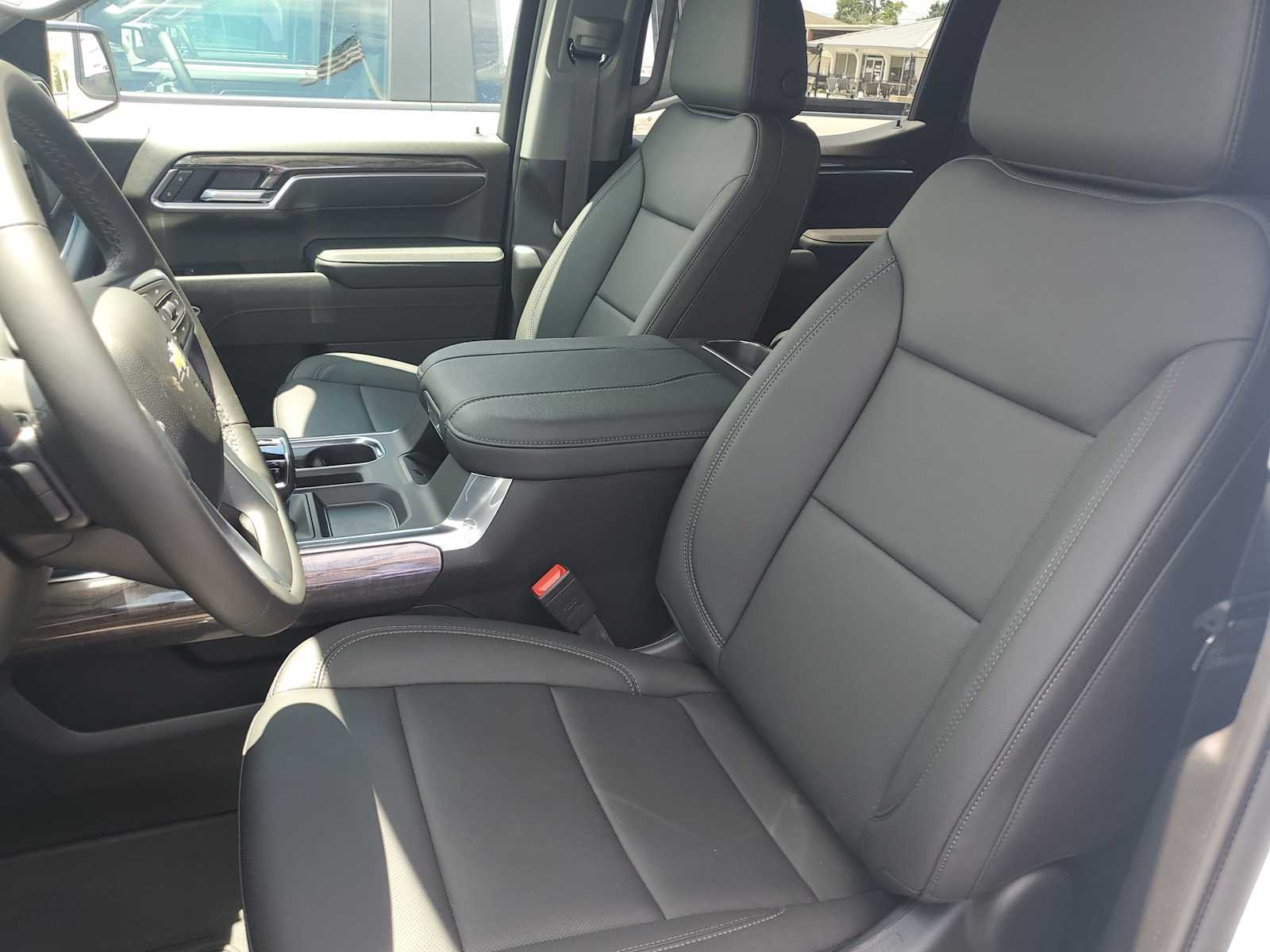 2026 Chevrolet Silverado 1500 LTZ - Photo 22