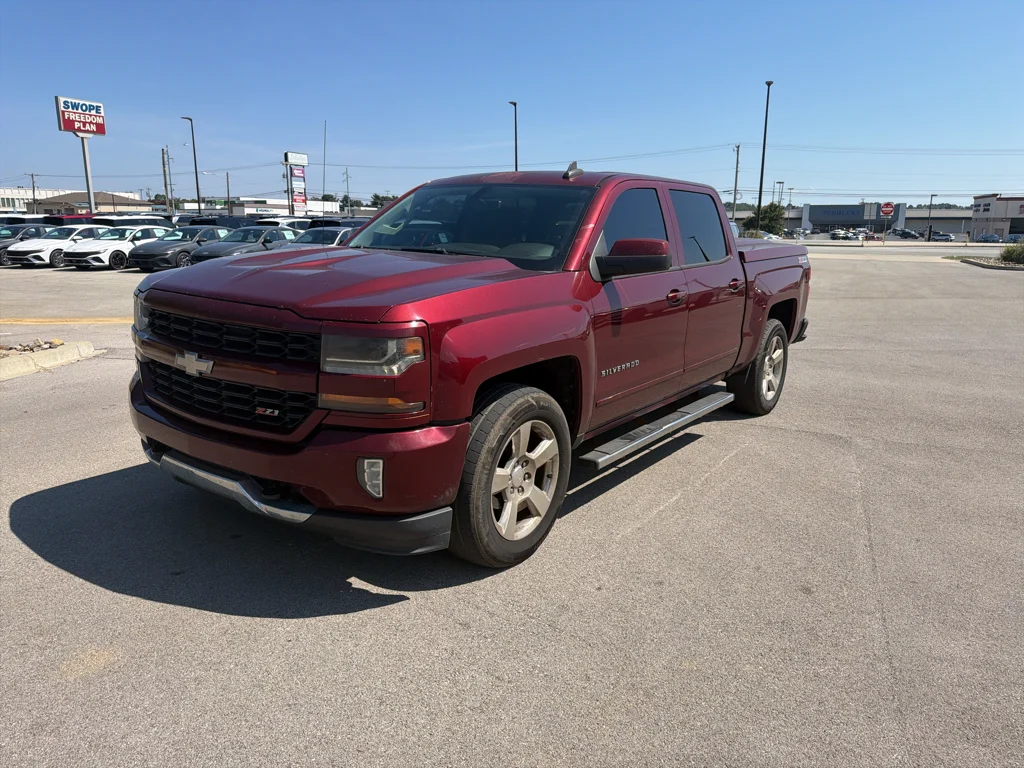 Used 2016 Siren Red Tintcoat Chevrolet LT image 7