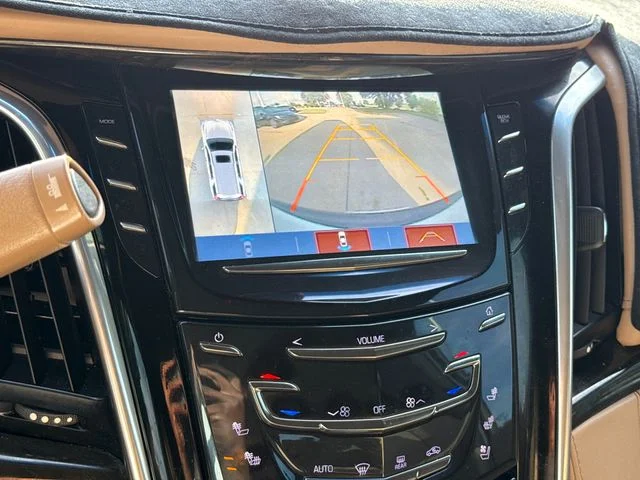 Used 2018 White Cadillac Platinum Edition image 27