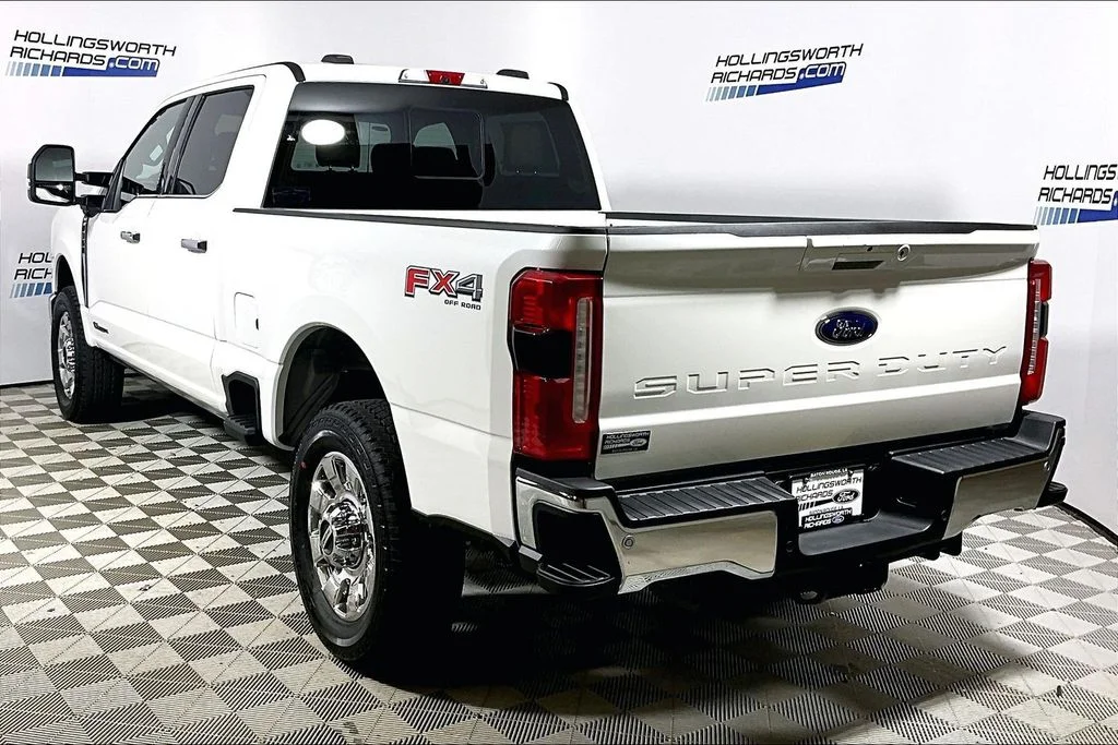 New 2026 Star White Metallic Tri-Coat Ford F-350® Lariat® image 3