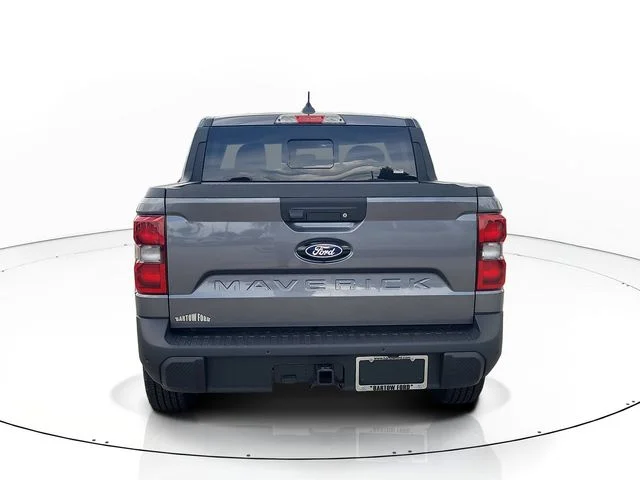 New 2026 Gray Metallic Ford Lariat image 6