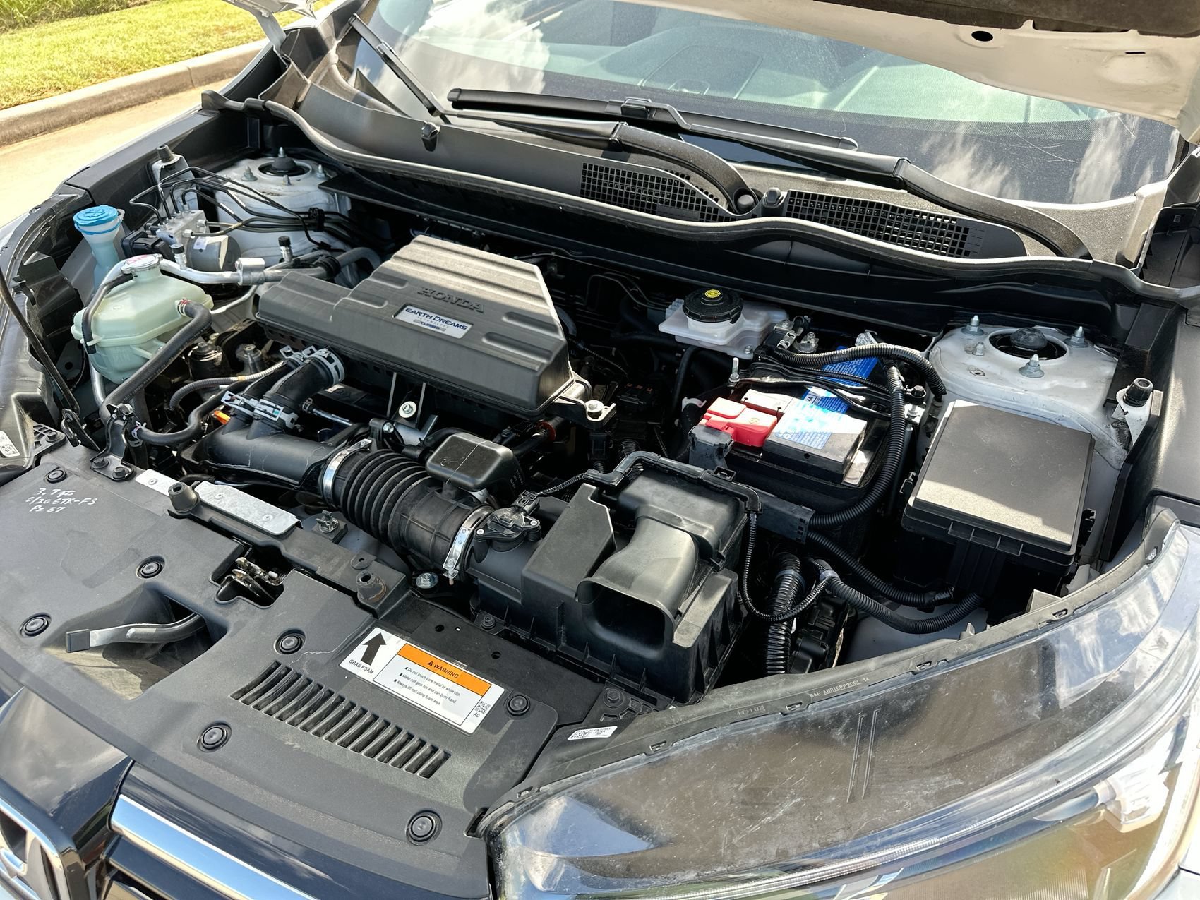 Used 2020 White Honda EX-L image 25