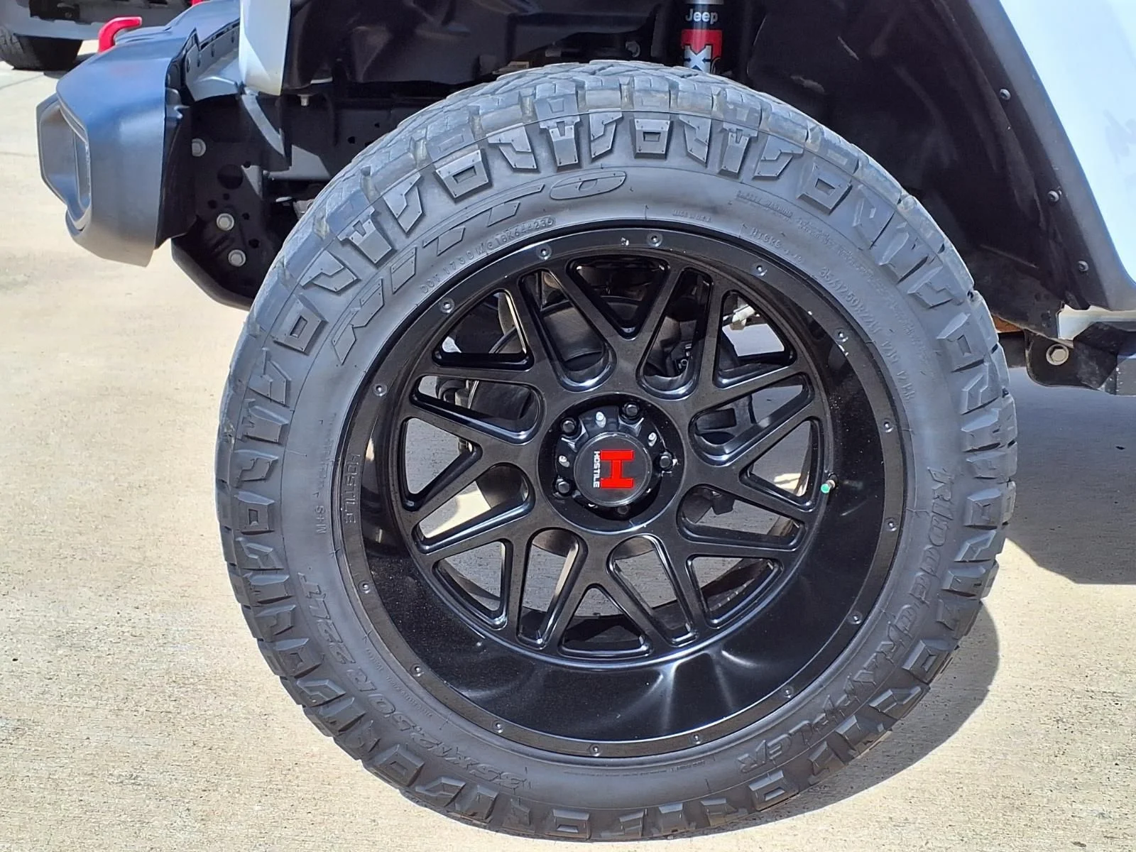Used 2022 White Jeep Rubicon image 9