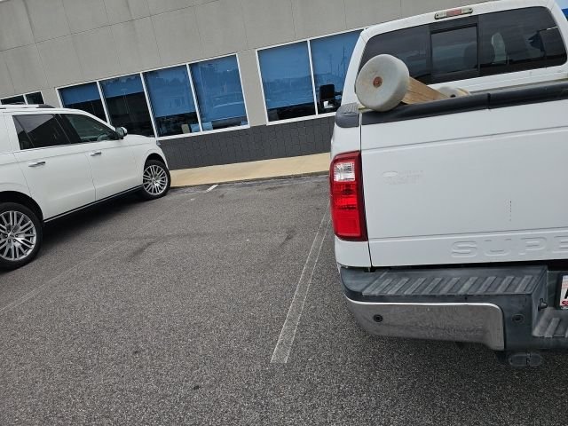 Used 2016 White Ford Lariat image 7