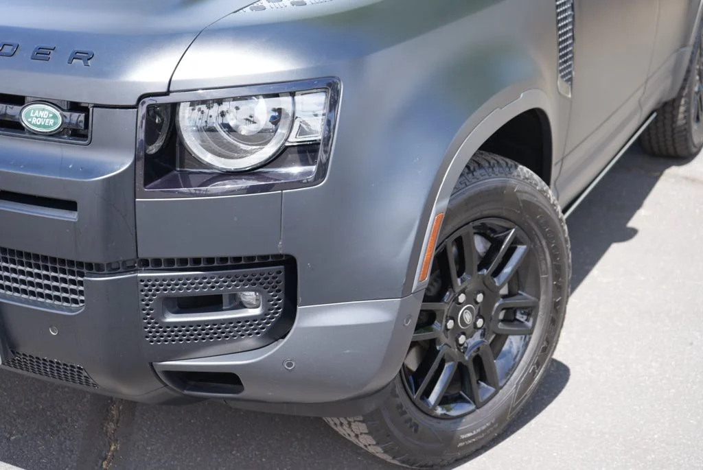 2024 Land Rover Defender S