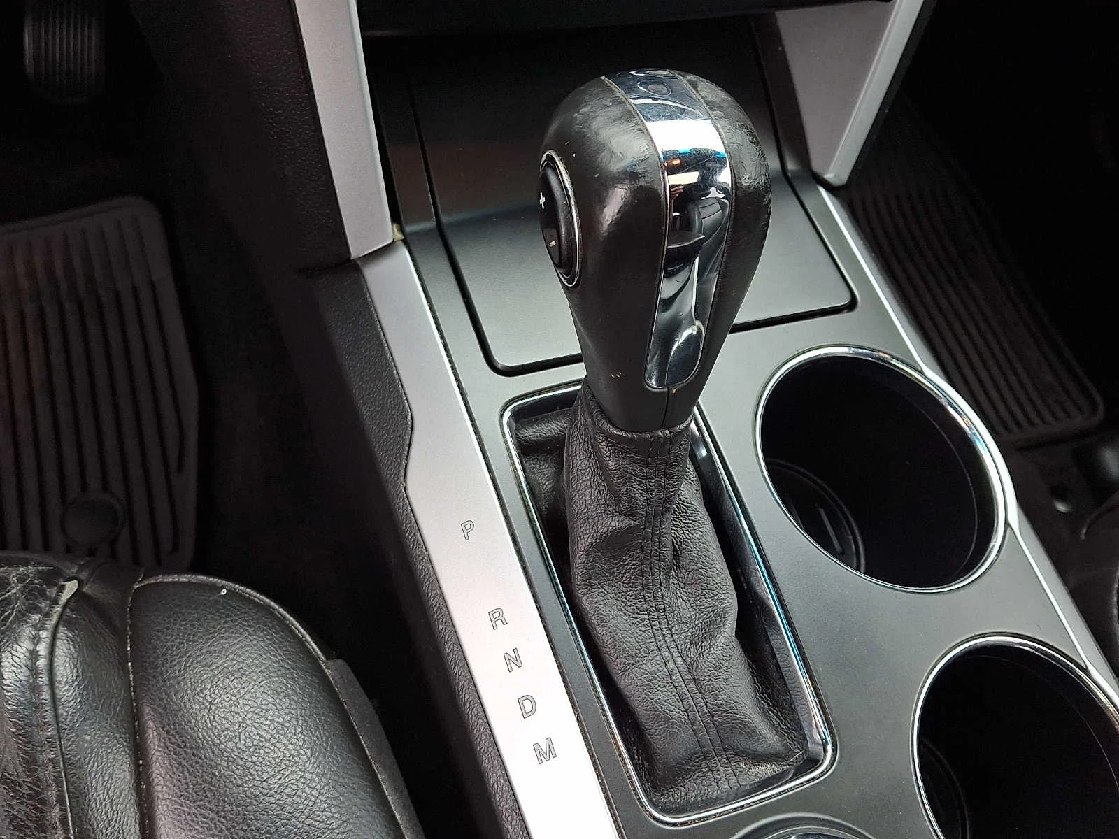 Used 2013 Tuxedo Black Metallic Ford XLT image 15