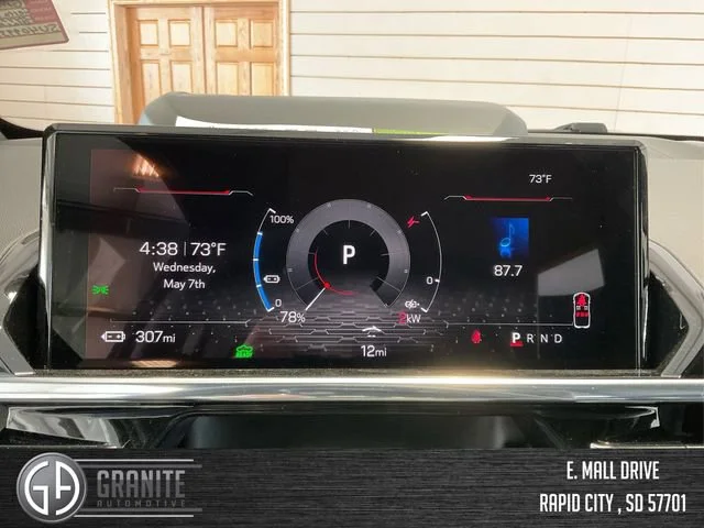 2025 GMC Sierra EV Denali - Photo 17
