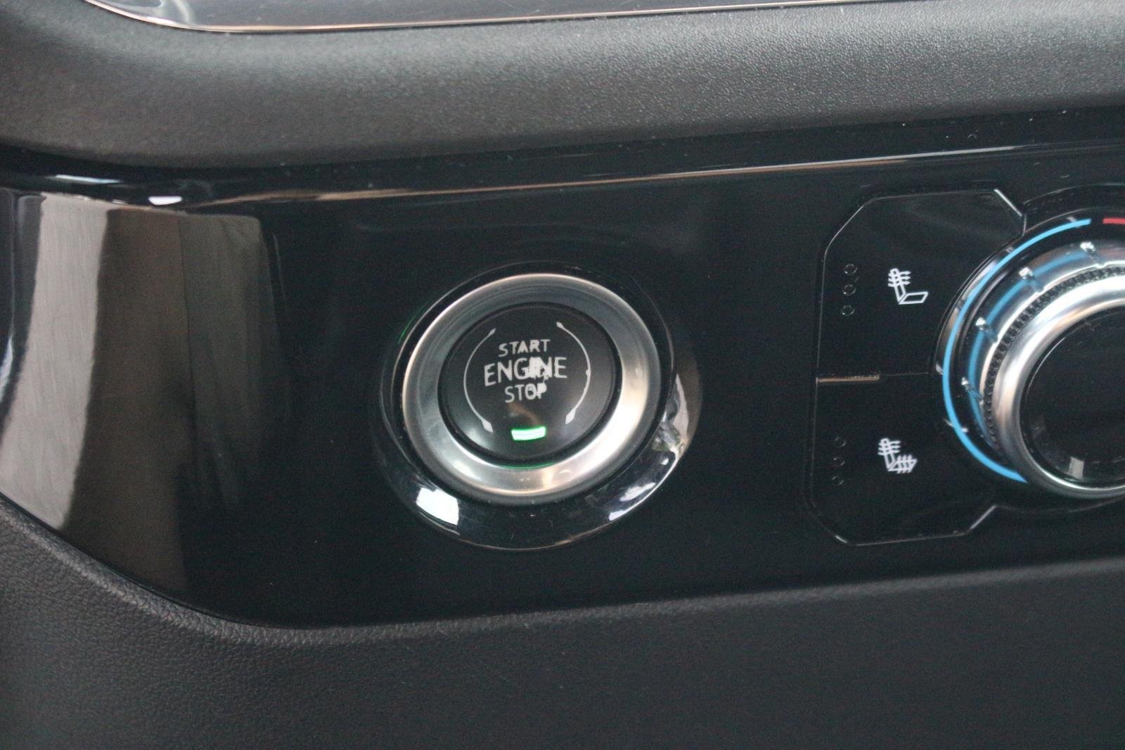 Used 2023 Volcanic Red Tintcoat GMC Elevation image 28