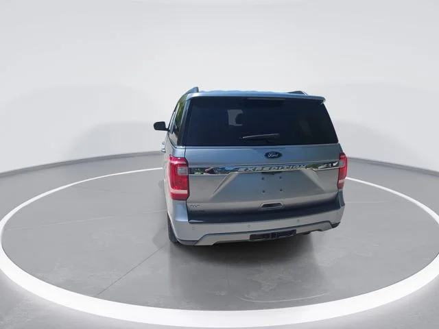 Used 2020 Silver Ford XLT image 7