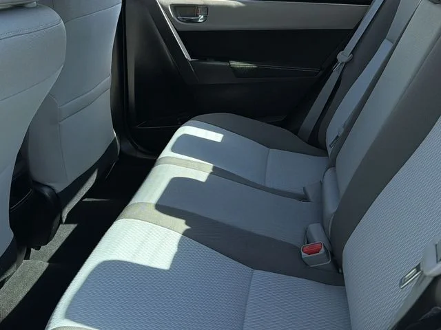 Used 2019 White Toyota LE image 17