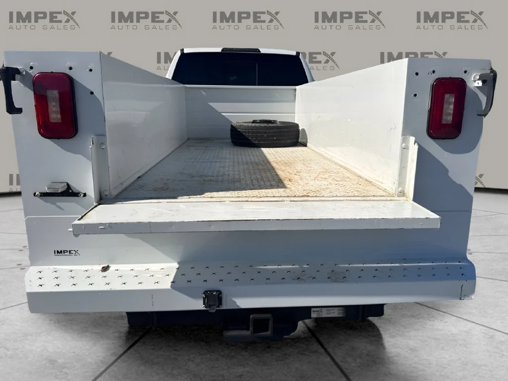 Used 2024 White Ford XL image 24