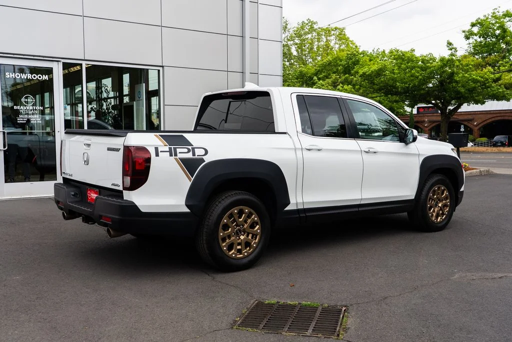 Used 2021  Honda RTL image 6